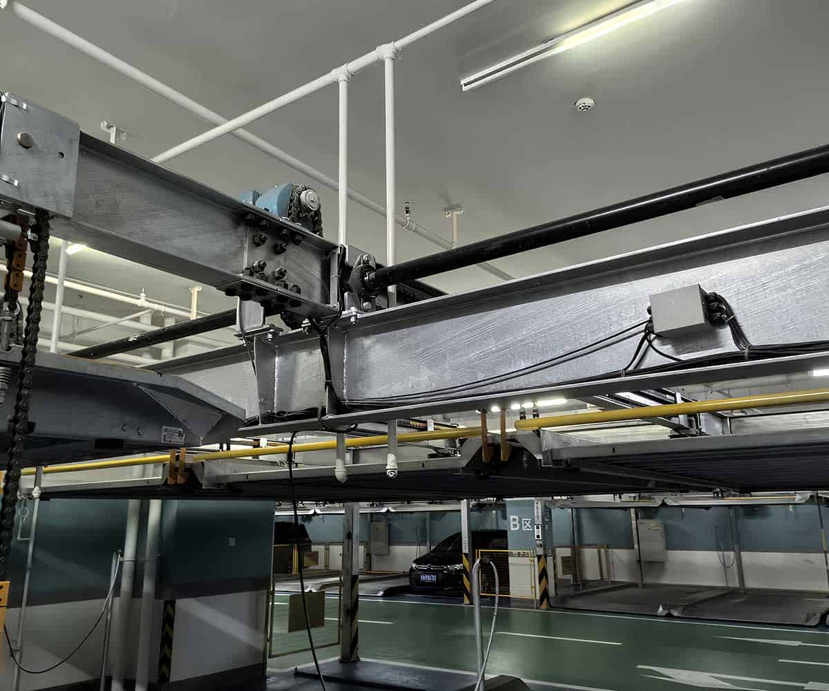 两柱机械式停车位的光电开关故障